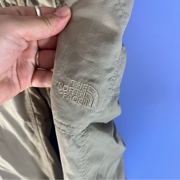 North Face Convertible Hiking Pants - Picture 3 of 9